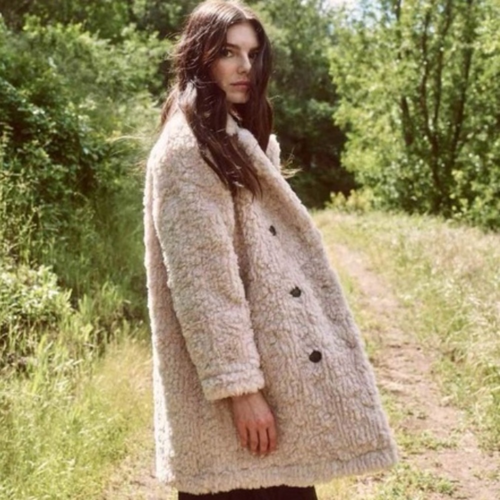 THE GREAT. Vintage Plush Coat in Pale Blush. NWT - Sz. 3 (L)